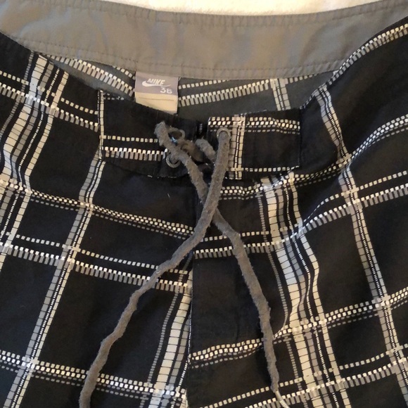 Nike Men’s Board Shorts Size 36W - Picture 3 of 6